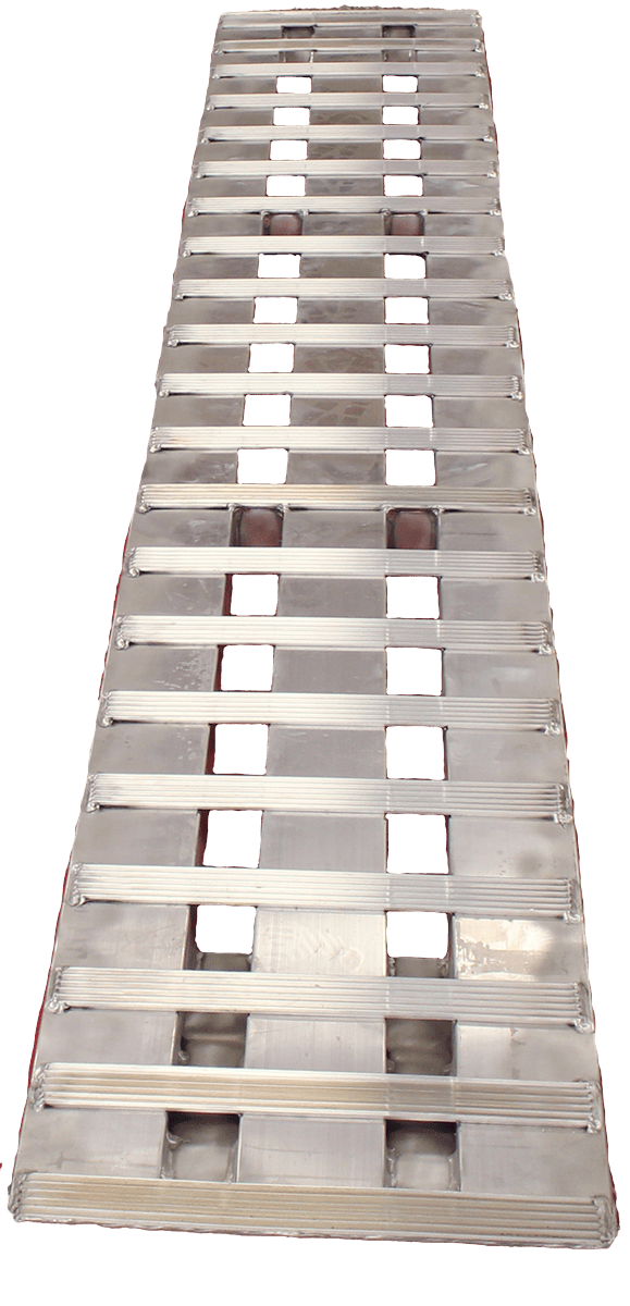 Lower Ramp For Dry and Box Vans With Bladed Edge